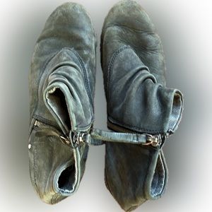 Caterpillar Industrial Black Boots – Size 8